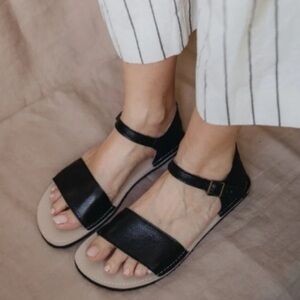 Anya’s Shop Zeazoo Siren black leather barefoot sandals women’s Sz 38/7.5-8